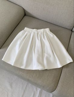 (Category: ) located in . Submitted by shoplovedbya (Listing ID 1469203361, Image 1). Description: .