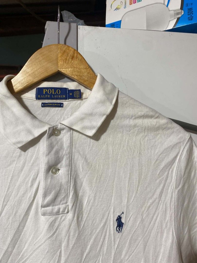White polo ralph lauren (Category: Tshirts & Polo Shirts ) located in General Santos City (Dadiangas). Submitted by francfind (Listing ID 1469253587, Image 3). Description: white polo Ralph Lauren size: medium ontag dimes:20x29 excellent condition as new condition color rate:9.6/10 no issue need wash only ( fresh for bale ) location: mindanao gensan santos city (9500).