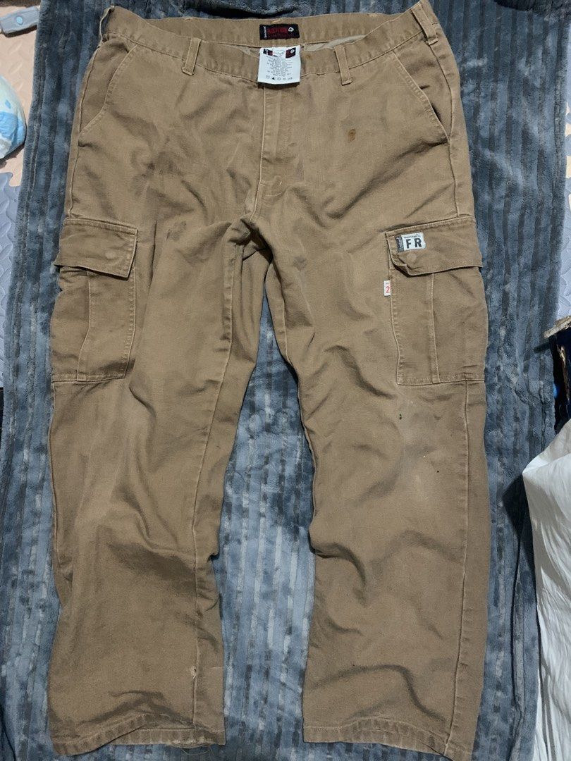 Wolverine FireZero FireResistant Cargo Pants (Category: Coats, Jackets and Outerwear) located in Caloocan City. Submitted by breezywaki (Listing ID 1469303031, Image 1). Description: .