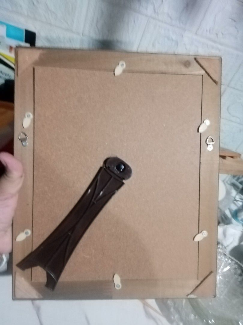 Wood Frame (Category: Frames & Pictures) located in Caloocan City. Submitted by 4kidsstore (Listing ID 1469381182, Image 2). Description: Pwedeng isabit Issue nasa last pic.