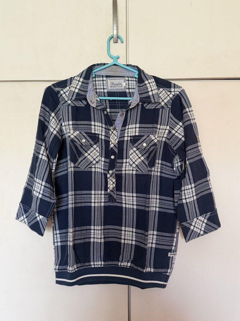 Wrangler Checkered Longsleeves (Category: Longsleeves) located in Paranaque City. Submitted by shopsuey.2021 (Listing ID 1469261495, Image 1). Description: .
