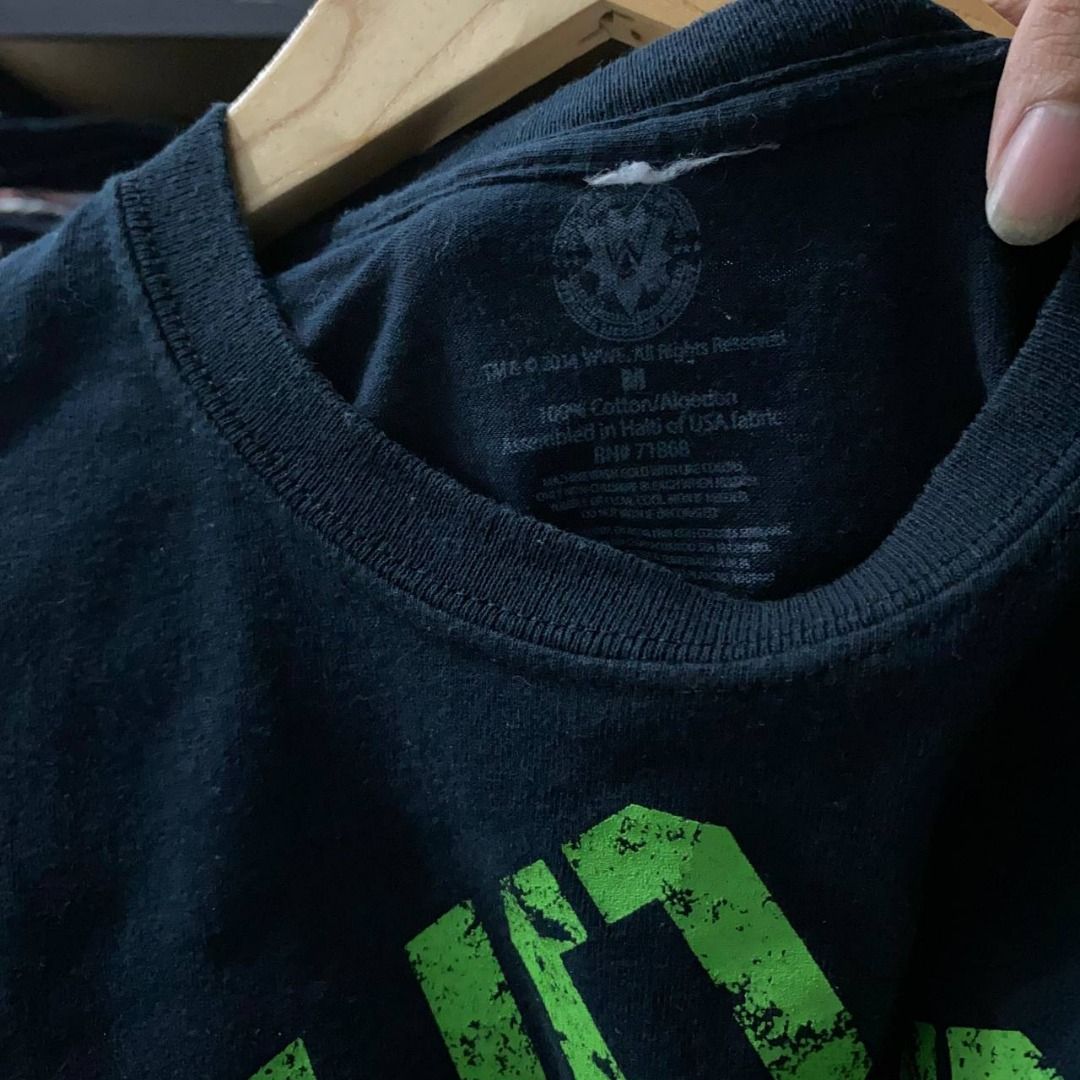 WWE D Generation X Official Merch Shirt (Category: Tshirts & Polo Shirts ) located in Legazpi City. Submitted by southeastjunkies (Listing ID 1469302955, Image 3). Description: Y2K WWE D-Generation Wrestling Shirt (Dated 2014) 20x28 (Large) D-Generation X (DX) was an American professional wrestling stable, and later a tag team. DX consisted of various members, mostly Generation X wrestlers. The most notable members were Shawn Michaels, Triple H, 