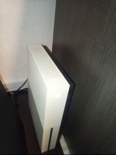 Xbox One Titanfall Bundle, Video Gaming, Video Games, Xbox on Carousell