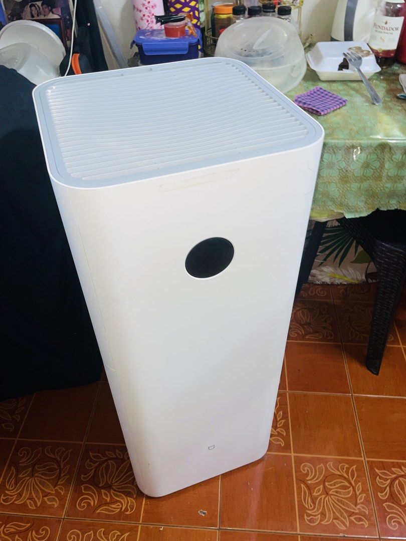 Xiaomi Air Purifier Max (Category: Air Purifiers & Dehumidifiers) located in Pasig City. Submitted by xd.mamajho (Listing ID 1469263078, Image 3). Description: FOR SALE !! XIAOMI MI AIR PURIFIER MAX ( AC- M5-SC ) ✅Air Purifier x1 ✅Power Cord x1 ✅Filter x2 .