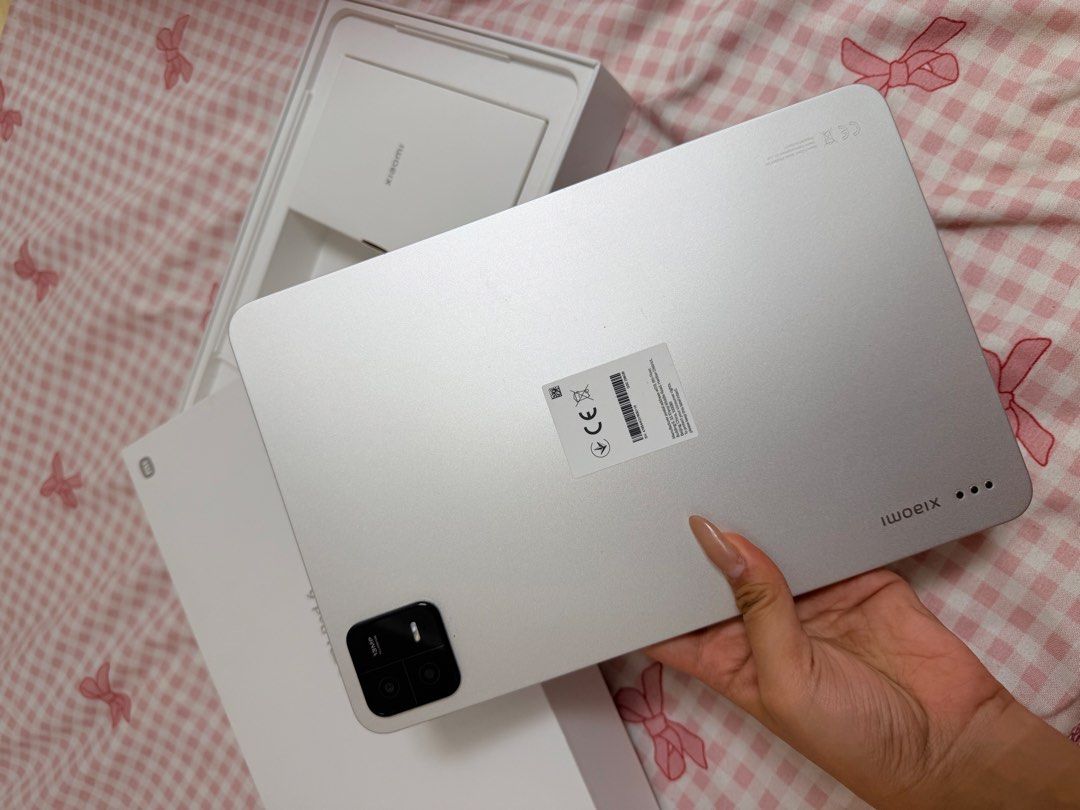 XIAOMI PAD 6 - 256GB (Category: Android) located in Bulacan. Submitted by jilliantracy_ (Listing ID 1469273027, Image 2). Description: RUSH SALE XIAOMI PAD 6 - 256GB * no issue * no repair history * 100% smooth inclusions * unit * orig box * orig xiaomi pen 📍 guyong, sta. maria, bul .