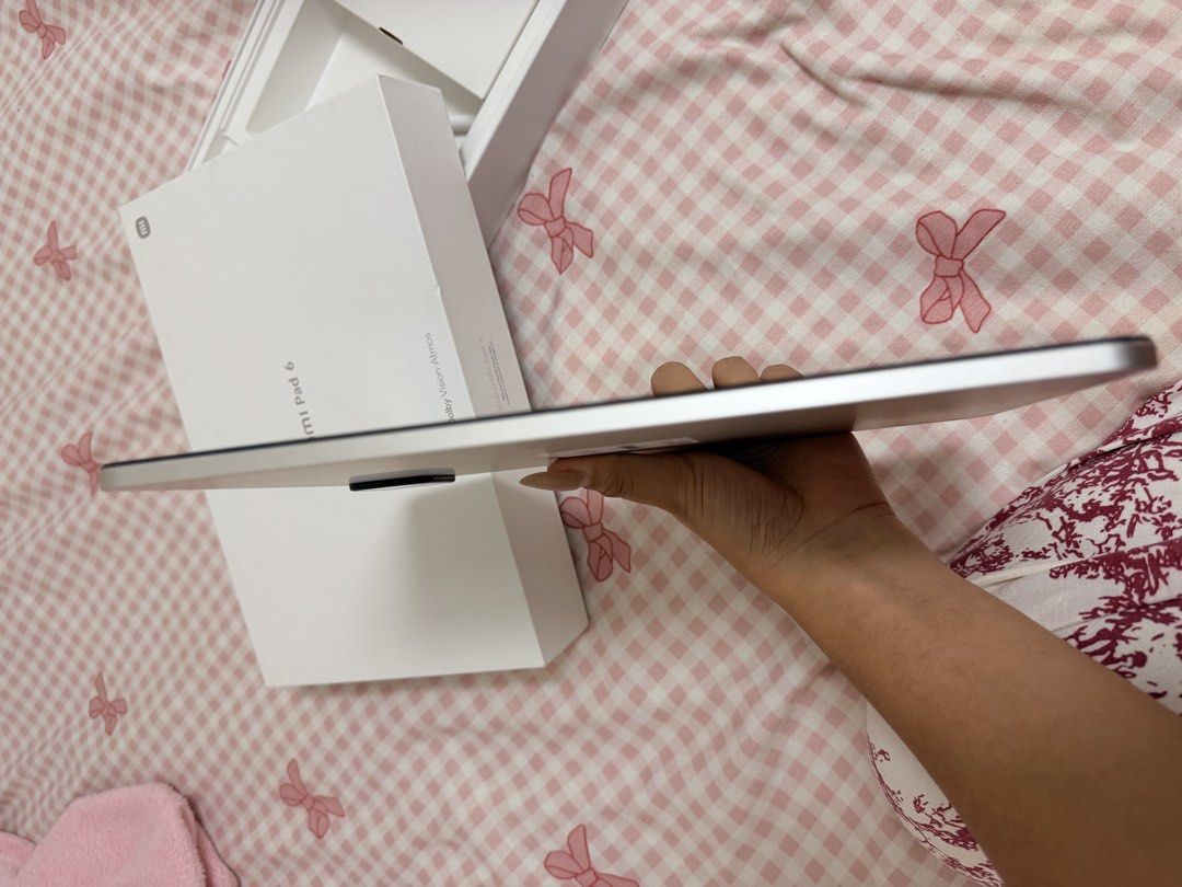 XIAOMI PAD 6 - 256GB (Category: Android) located in Bulacan. Submitted by jilliantracy_ (Listing ID 1469273027, Image 3). Description: RUSH SALE XIAOMI PAD 6 - 256GB * no issue * no repair history * 100% smooth inclusions * unit * orig box * orig xiaomi pen 📍 guyong, sta. maria, bul .
