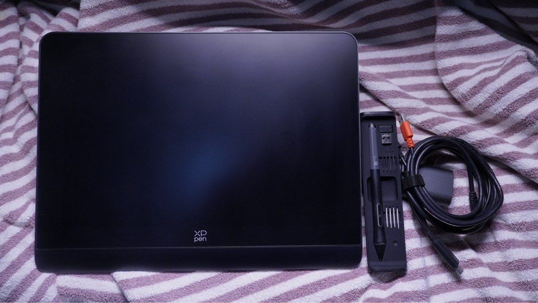XPPen Artist Pro 14 (Gen 2) Display Screen Drawing Tablet (Category: Other Accessories) located in Cavite. Submitted by joolei.declutter (Listing ID 1469213500, Image 2). Description: 🚫 no haggling please, last price posted! ‼️ PAYMENT FIRST BEFORE RESERVING 🚚 shipped from Cavite since it’s stored there ❓RFS: tablet upgrade 💡 priced to make it more affordable for beginner artists ✨ used with care ✨ no scratches and issues 👉 with box, 3-in-1 c