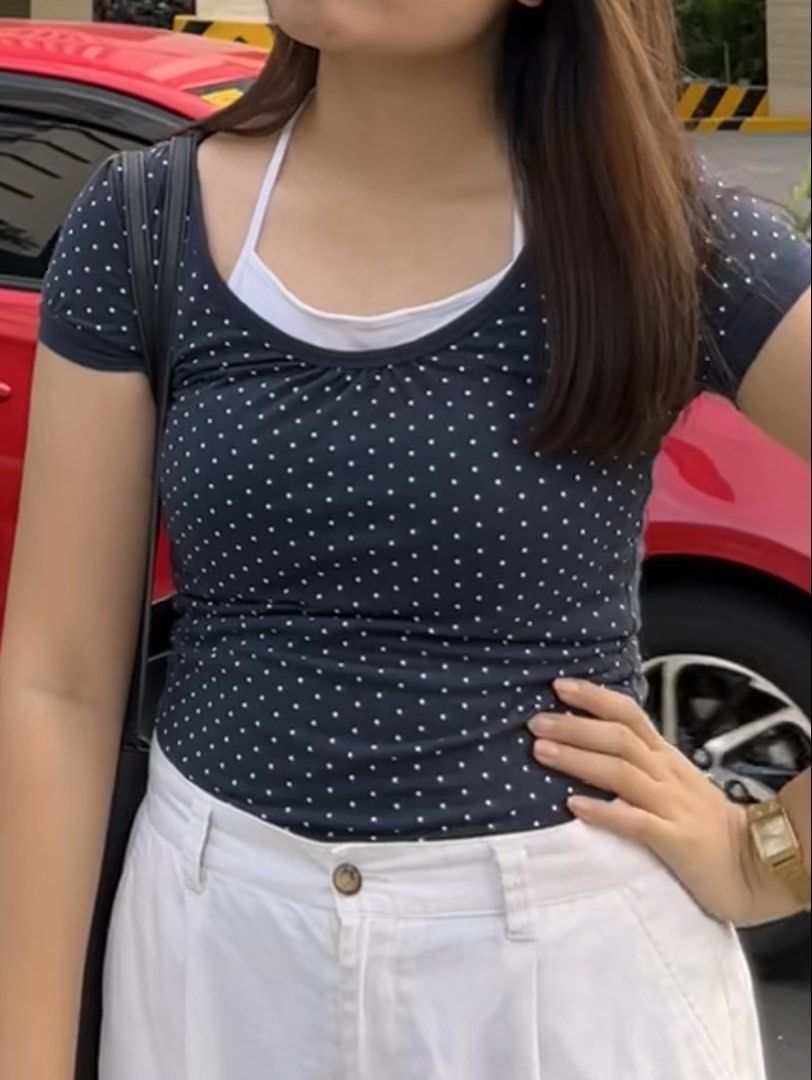XS-S Esprit Polka dot top (Category: Blouses) located in Manila. Submitted by sheis_decluttering (Listing ID 1469177642, Image 1). Description: .