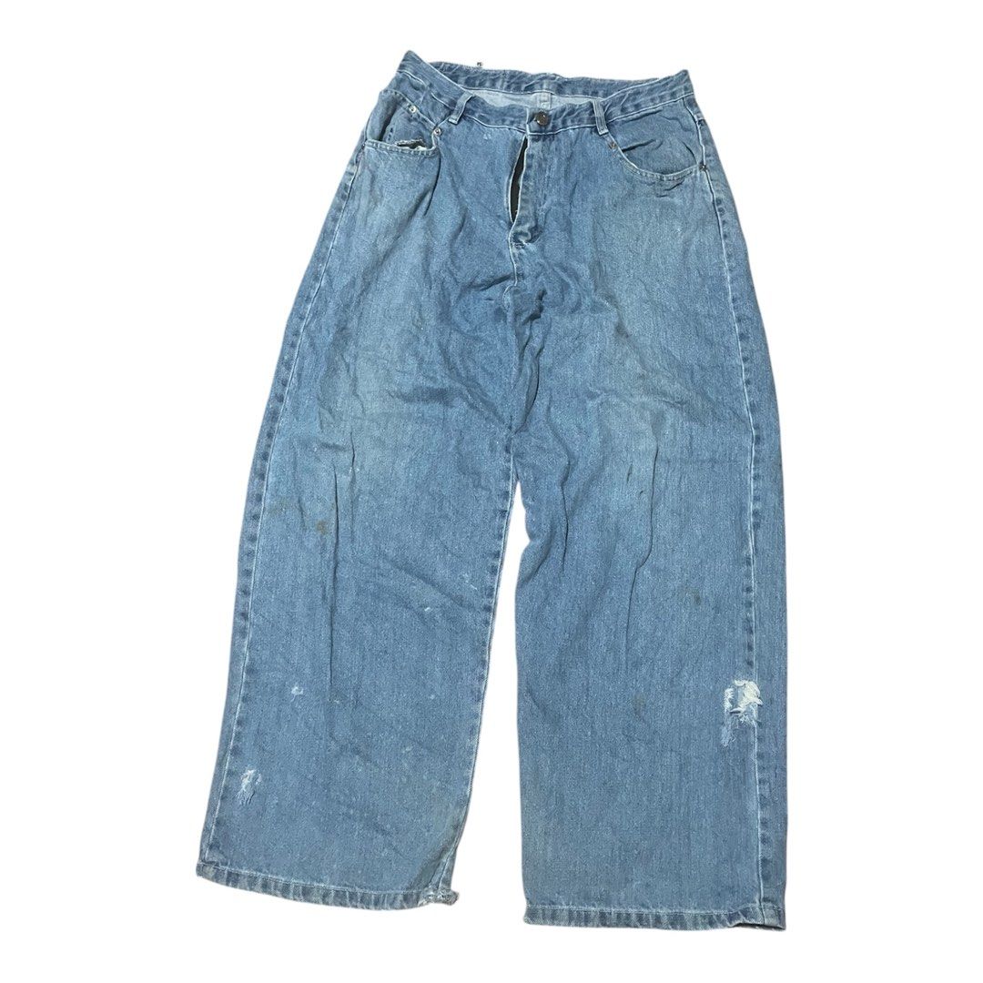 y2k alien workshop (Category: Jeans) located in Iligan City. Submitted by yolkfinds (Listing ID 1469257390, Image 2). Description: 90’s alien workshop baggy 32 wasitline 43 length 13.5 thigh 11 leg opening check detailed pictures .