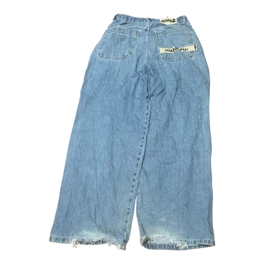 y2k alien workshop (Category: Jeans) located in Iligan City. Submitted by yolkfinds (Listing ID 1469257390, Image 1). Description: 90’s alien workshop baggy 32 wasitline 43 length 13.5 thigh 11 leg opening check detailed pictures .
