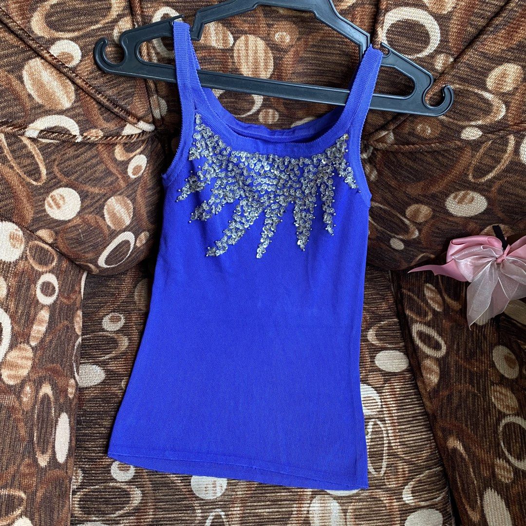 Y2k blue sequin top (Category: Sleeveless) located in Manila. Submitted by thriftfindsbyshei-2nd (Listing ID 1469276311, Image 2). Description: Xs-small Need wash (thrifted).