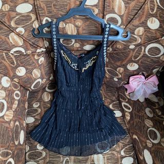 (Category: ) located in . Submitted by thriftfindsbyshei-2nd (Listing ID 1469275623, Image 1). Description: .