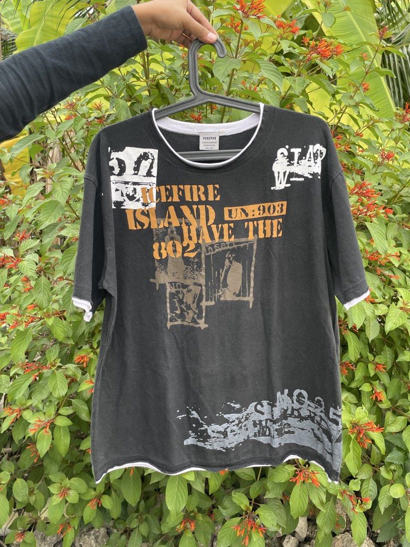 Y2K Grunge Black Shirt (Category: Tshirts & Polo Shirts ) located in Cebu City. Submitted by flyasm3 (Listing ID 1469260319, Image 1). Description: don’t be shy send offers 🙂‍↕️, message for details 🫡.