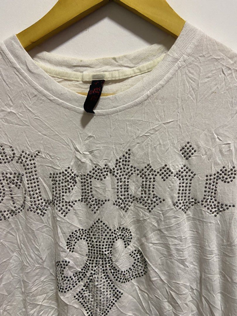 y2k Grunge tee (Category: Tshirts & Polo Shirts ) located in Cagayan de Oro. Submitted by timeless_trends (Listing ID 1469274596, Image 3). Description: dm for more details .