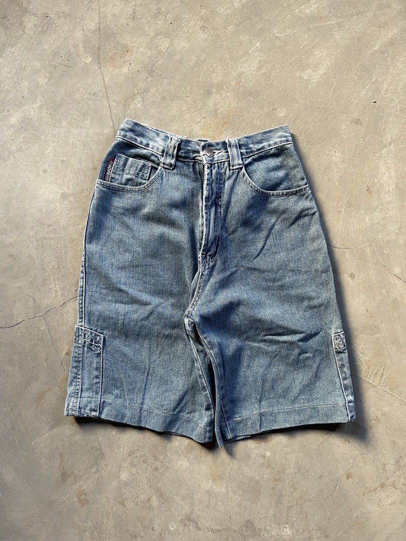 Y2k jorts for kids (Category: Babies & Kids Fashion) located in Cabuyao City. Submitted by jam_mandilag (Listing ID 1469319153, Image 3). Description: Tag: no tag Waistline: 22 Length: 19 LegHole: 9 Color Rate:8.5/10 Condition: 8.5/10 Issue: altered Mode of payment: Gcash Mode of shipping: J&T and lalamove For more information kindly click the “send message button” and other details of the item. Location: cabuyao laguna ————————————————————————— 