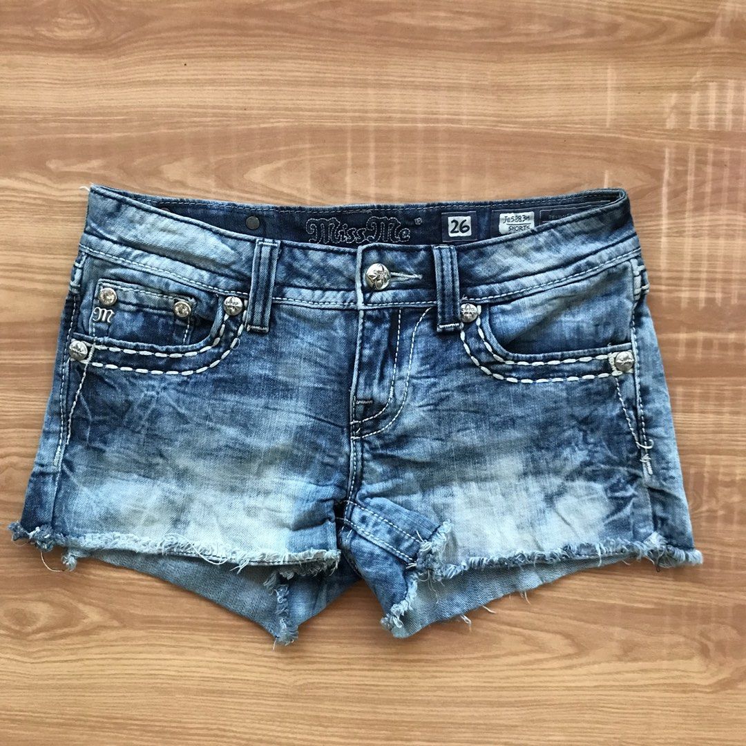 Y2k Miss Me Micro Short (Category: Shorts) located in Cebu City. Submitted by whytruekoy (Listing ID 1469188211, Image 2). Description: Miss me micro short Authentic Size 26 Excellent .