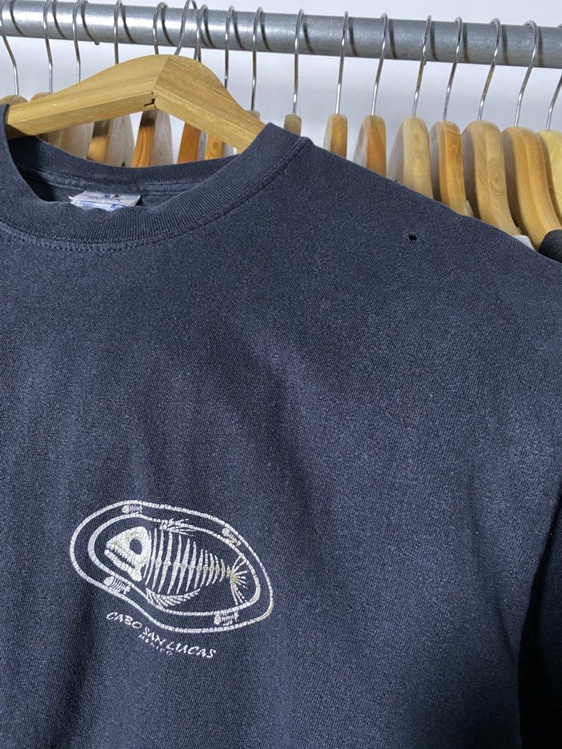 Yazbek Tag Skeleton Fish shirt (Category: Formal Shirts) located in Trece Martires City. Submitted by ridgeridethrift (Listing ID 1469243197, Image 2). Description: Width- 21.5 Length - 29.5 Two pen hole .