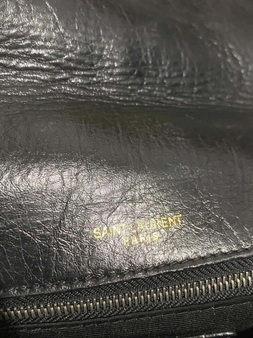 Ysl Niki Medium Chain Satchel (Category: Shoulder Bags) located in Bulacan. Submitted by yddadoc (Listing ID 1469313141, Image 3). Description: Off/Legit Complete Tags Sign of used.