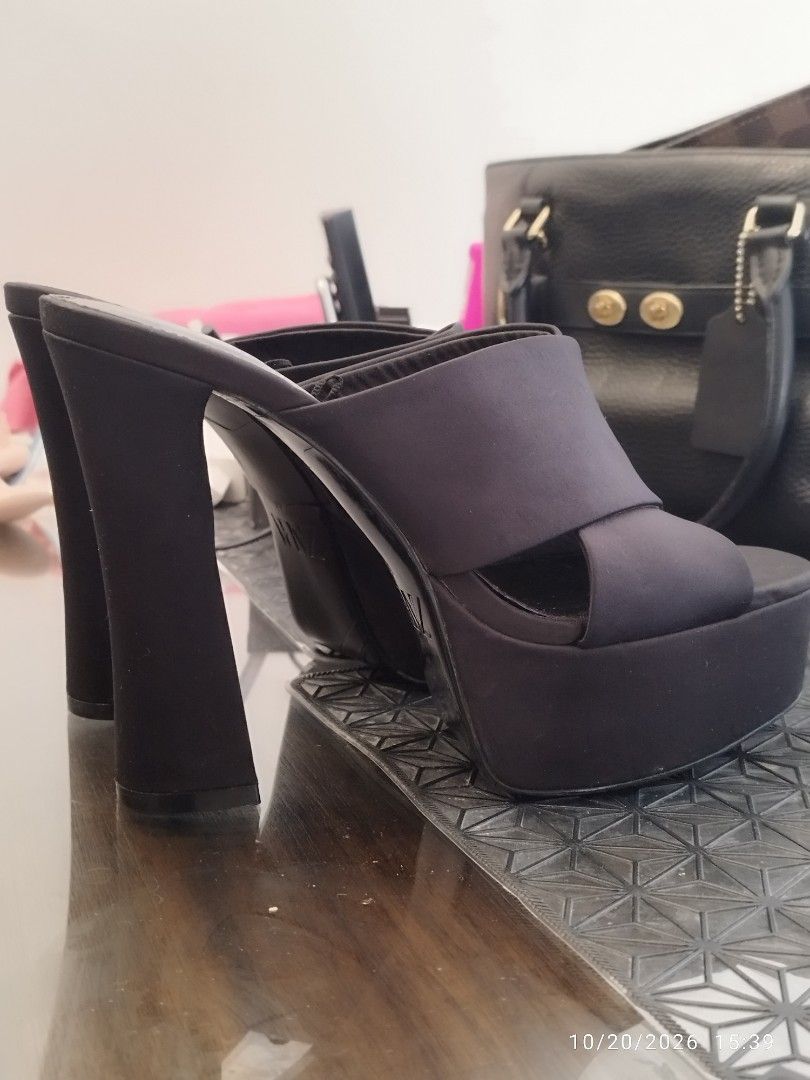 Authentic Zara Black Platform Mules Heels Size 37 (Category: Heels) located in Cebu City. Submitted by jplc24 (Listing ID 1469233121, Image 1). Description: - Condition: • Used a couple times but with Storage Flaw (Sole Crack): The fabric uppers, inner linings, and chunky heels are completely clean and pristine because these were just kept safely inside the cabinet. • The combination of humidity and lack of use causes the rubber or synthetic comp