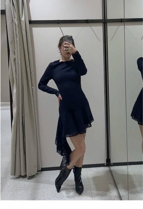 ZARA BLUE DRESS (Category: Dresses) located in Makati City. Submitted by ysabellaaaa (Listing ID 1469284855, Image 2). Description: .