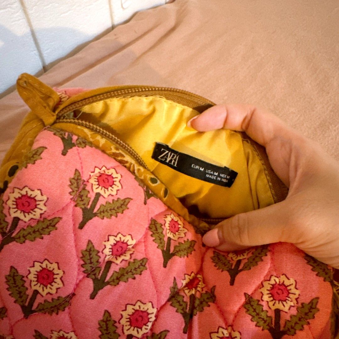 Zara Boho Pouch (Category: Purses & Pouches) located in Manila. Submitted by withlovesam (Listing ID 1469258861, Image 2). Description: bought for 1,895! sold out already in stores soo pretty!!!.
