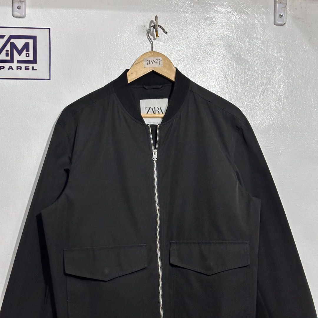 Zara bomber jacket dual zip (Category: Coats, Jackets and Outerwear) located in Malabon City. Submitted by Mi-MoApparel (Listing ID 1469393211, Image 2). Description: Like new No issue Pogi Width 21.5 Length 27 Pang large fittings.