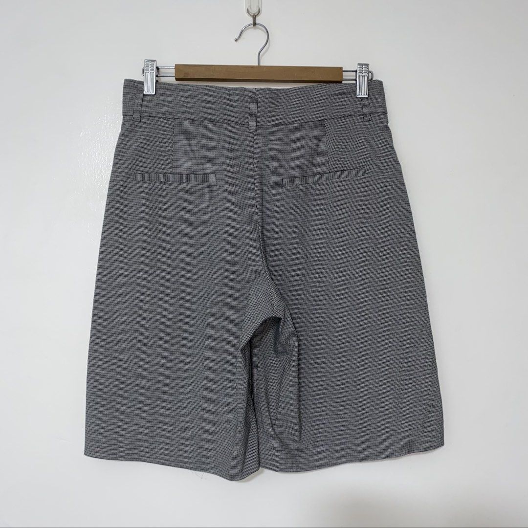 ZARA men shorts (Category: Shorts) located in San Jose del Monte. Submitted by mamiracky (Listing ID 1469251535, Image 3). Description: .