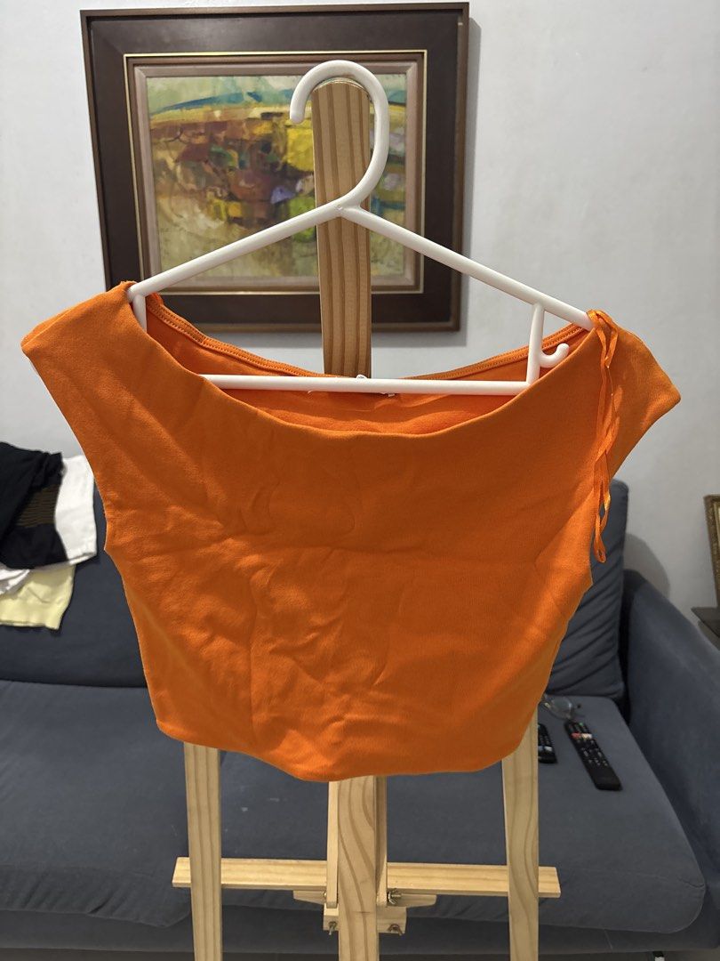 Zara Orange Cropped Boatneck Top (Category: Sleeveless) located in Makati City. Submitted by aliyahspreloved (Listing ID 1469252156, Image 1). Description: fits XS-M.