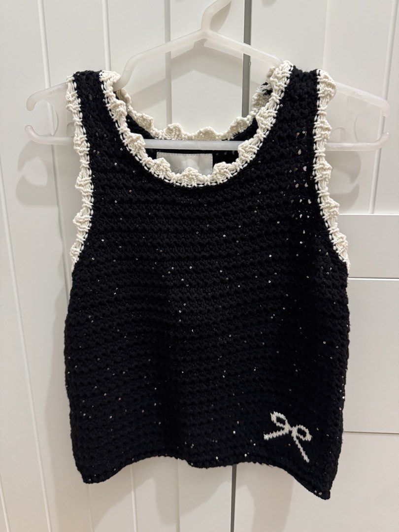 Zara Sequined Crochet Top (Category: Sleeveless) located in Manila. Submitted by patricia.ann (Listing ID 1469255654, Image 2). Description: Zara Kids Sequined Crochet Top Size: 9-10 years / 140 cm (can fit Adult XS) *never used.