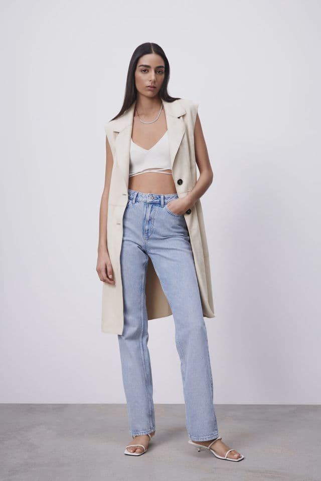 Zara Trench Coat Dress (Category: Dresses) located in Manila. Submitted by maurisio (Listing ID 1469205671, Image 2). Description: .