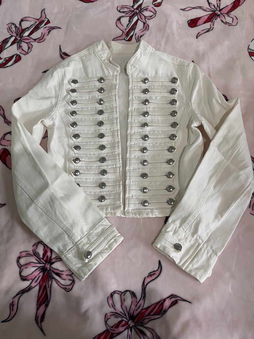 ⋆. 𐙚 ˚ zara white napoleon jacket (Category: Coats, Jackets and Outerwear) located in Makati City. Submitted by thezarachives (Listing ID 1469327122, Image 1). Description: .