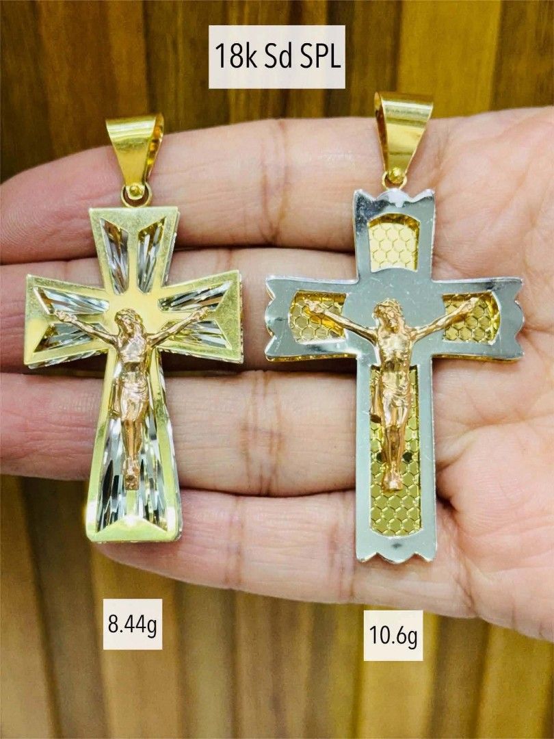 18k Saudi gold cross pendant (Category: Necklaces) located in Manila. Submitted by bhelgoldseller2ndaccount (Listing ID 1469427071, Image 2). Description: New!!✨New!!✨New!! Authentic 18k Saudi Golds 💯pawnable/naisasanla 💯with high appraisal rate 💯good investment 💯Direct supplier price 👉OPEN for resellers 🌺please take time to evaluate their actual sizes and grams 👉Best panggift for all occasions ✅ Sold per grams not per piece Kya lowest pri