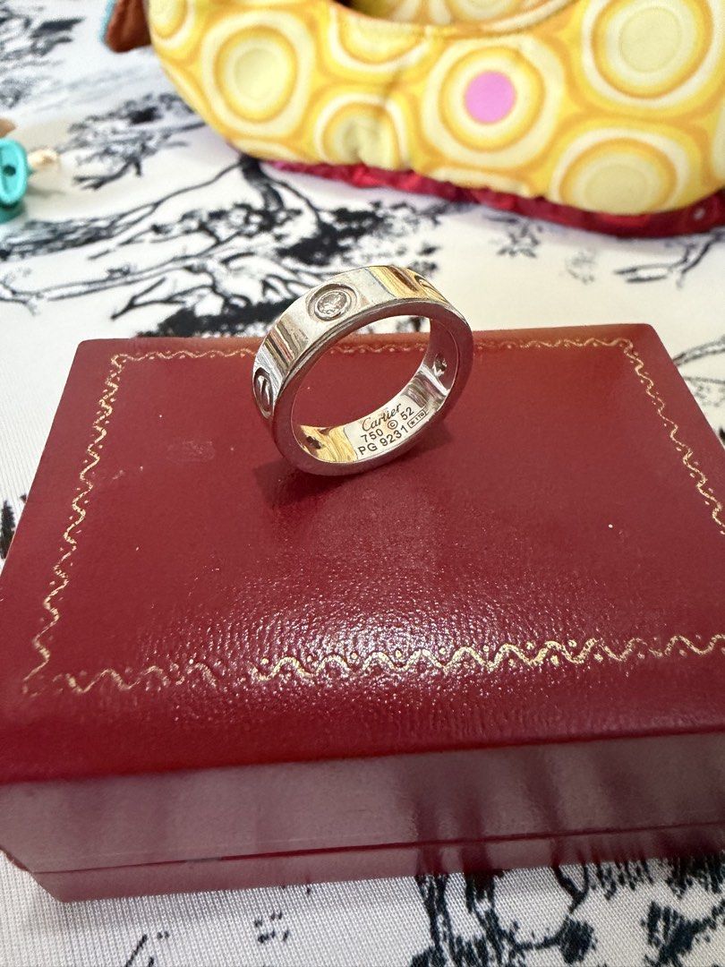 18k WG Love Ring with 3 Diamond Studs (Category: Rings) located in Cebu City. Submitted by jewelryla_finds (Listing ID 1469546304, Image 2). Description: ⭐️WG love ring with 3 dia studs💎 Preloved in good condition 18k HK settings Size 6 | 8.80 grams Note: with hairlines barely noticeable FYI: as per owner authentic daw po to but will tag as HK settings nalang po since no cert and inclusion 💰Cash | layaway Cop thru lbc with minimal dp 📍Cebu.