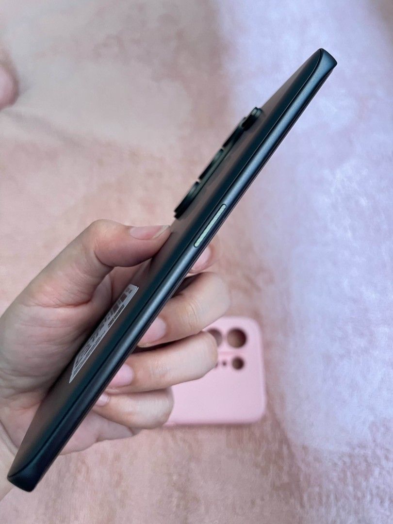 1 Month Old Tecno Camon 50 Ultra 5G (Category: Android Others) located in Quezon City. Submitted by Jaaazzzz (Listing ID 1469571553, Image 2). Description: 37 days old Acquired last Sept. 15, 2026 Moonshadow 8+256gb 99% smooth NO ISSUES 100% battery health Warranty until Oct. 15, 2027 Complete package.