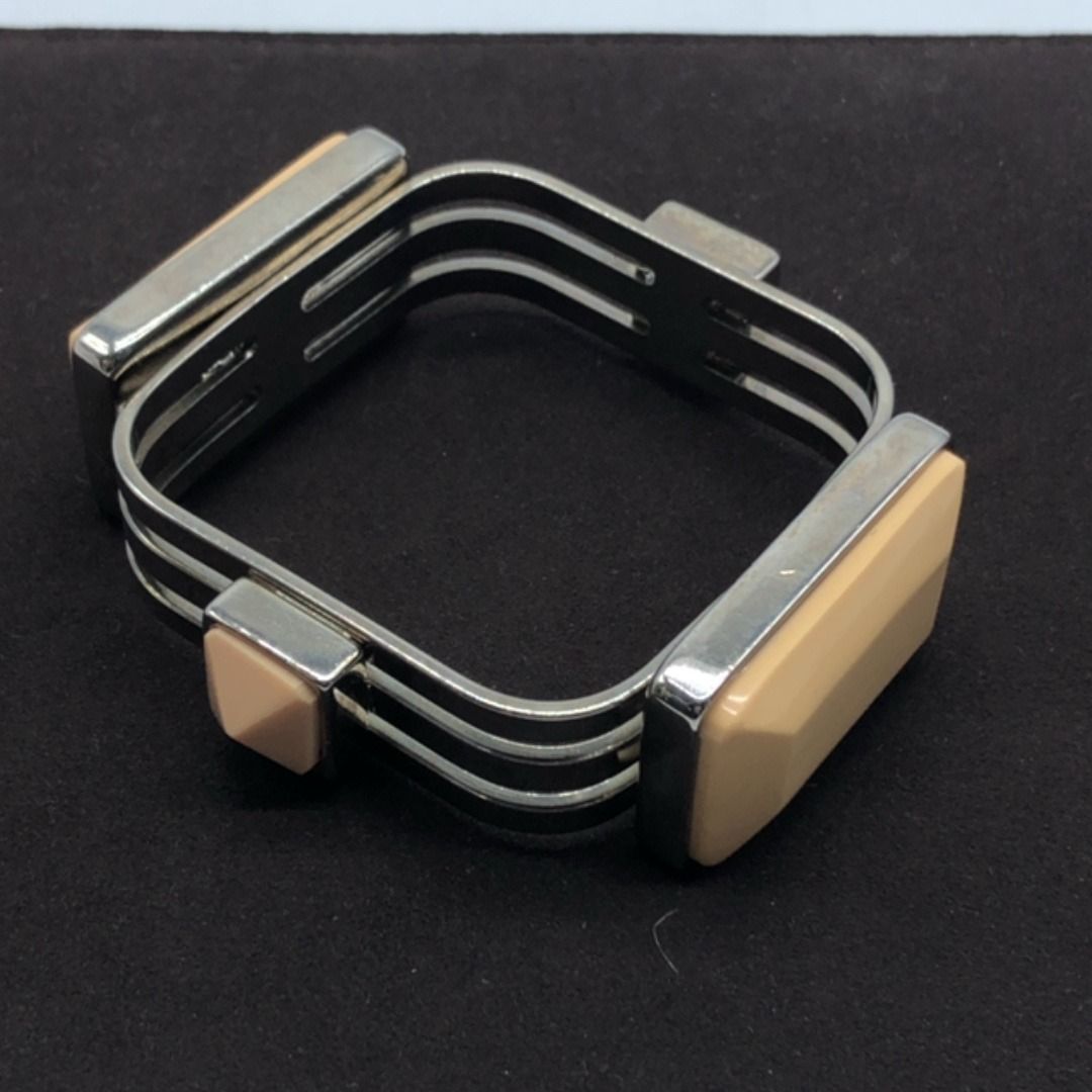 267010376 MARNI BANGLE SILVER-TONED STONE-ACCENTED CUFF BRACELET (Category: Bracelets) located in Taguig. Submitted by ecoring.ph (Listing ID 1469415837, Image 2). Description: ◆CONDITION: B ◆DESCRIPTIONS: (Other defects/info:) The body of the bangle is scratched, tarnished, and oxidized, has minimal dents, and shows signs of use. The fashion stone on the bangle is scratched and slightly discolored, has dents, and shows signs of use. ◆INCLUSIONS: