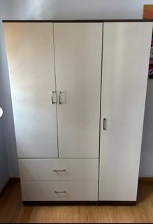 (Category: ) located in . Submitted by furnituresg (Listing ID 1469414477, Image 1). Description: .