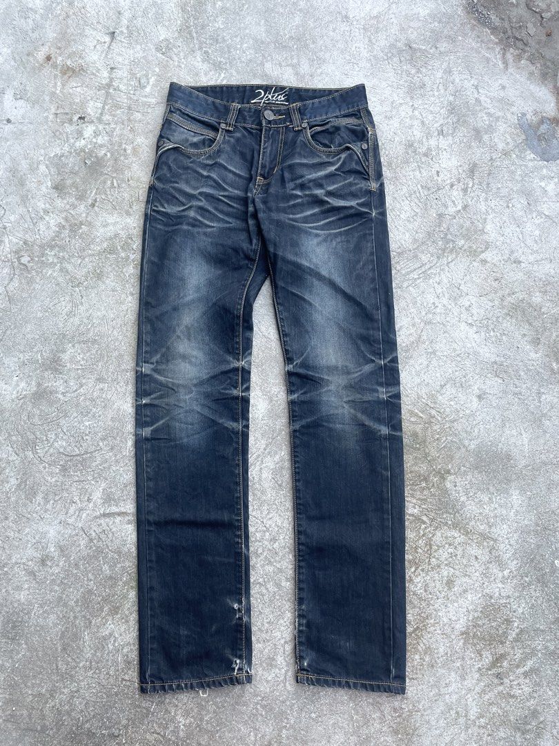 2plus Clawmarks Jeans (Category: Jeans) located in Manila. Submitted by jarchive (Listing ID 1469478953, Image 1). Description: - Excellent condition - Size 30 - Thigh 10 - Length 41 - Leg open 6.5 MOP: GCASH 📩.