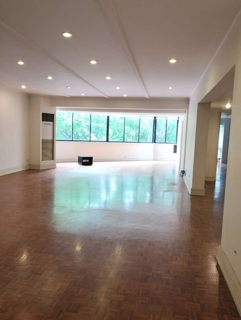 (Category: ) located in . Submitted by sparkrealty910 (Listing ID 1469437638, Image 1). Description: .