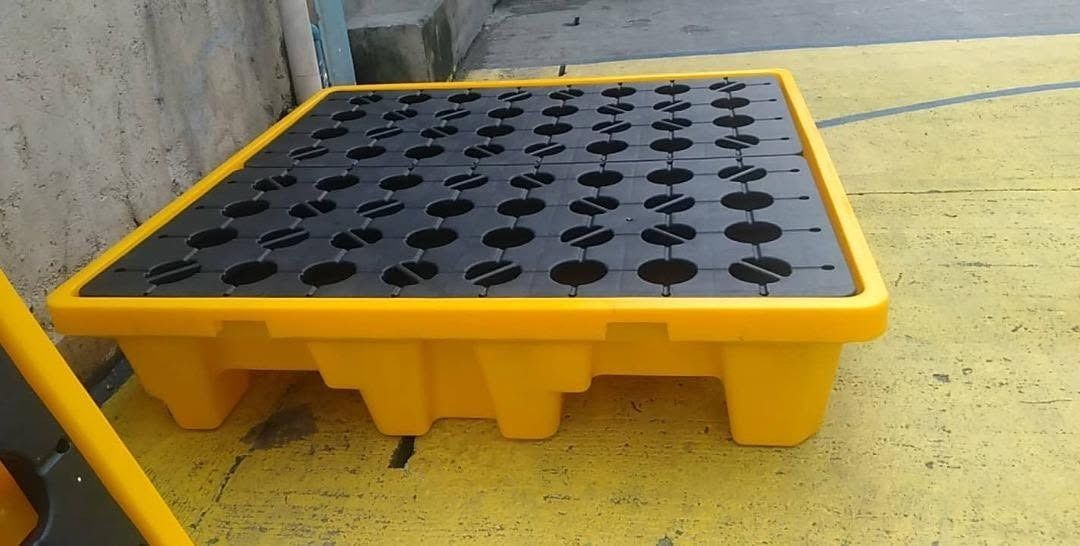 4 DRUMS SPILL PALLET (Category: Storage Boxes & Baskets) located in Caloocan City. Submitted by calmhawk_a2cd7a (Listing ID 1469402762, Image 2). Description: 4 DRUMS SPILL PALLET 3000 x 1300 x 150MM WEIGHT: 32 KG VOLUME: 150L DYNAMIC LOAD: 1300KG STATIC LOAD: 3000KG We also have Barrier / traffic cone / ppe's / cover all Trash bin / cooler box / kayak / freezer jacket Safety shoes / rainboots/ raincoat JUST CALL US / Pm me for more info. -099717