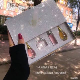 (Category: ) located in . Submitted by yannieshop (Listing ID 1469412371, Image 1). Description: .