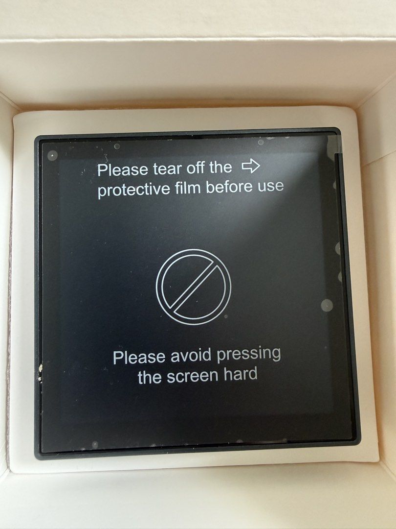 4inches Zemismart Smart Display (Category: Entertainment Systems & Smart Home Devices) located in Angeles City. Submitted by arduino-lover (Listing ID 1469460416, Image 2). Description: With Alexa Unused smart display brand new condition 8.5k brand new price.