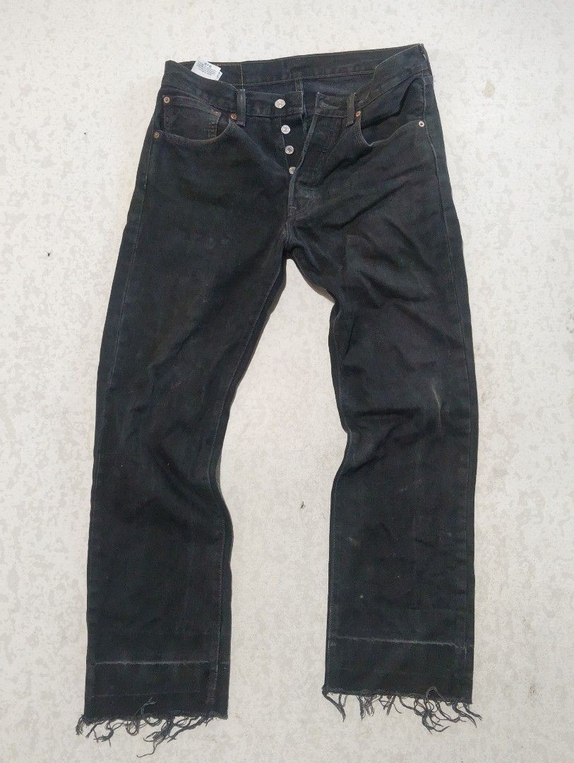 501 extended patch (Category: Joggers) located in Ajuy. Submitted by aljohndalumpines88 (Listing ID 1469565786, Image 1). Description: issue cut off but all good length 5'7 pa baba ang user.