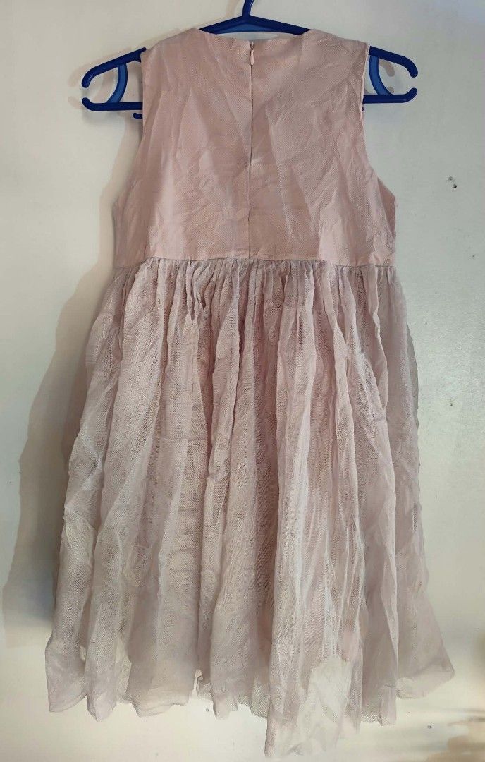 (7-9) DRESS (Category: Babies & Kids Fashion) located in Paranaque City. Submitted by closetbykimkirsten (Listing ID 1469469801, Image 2). Description: ✨𝗗𝗥𝗘𝗦𝗦✨ 🌻𝐂𝐨𝐧𝐝𝐢𝐭𝐢𝐨𝐧: Like New ⚡𝐖𝐨𝐫𝐤𝐢𝐧𝐠 𝐙𝐢𝐩𝐩𝐞𝐫 🌸𝐒𝐢𝐳𝐞: 7 to 9yrs old 🔅𝐈𝐧𝐜𝐡: L-29 & half / W-12 & half 💸𝐌𝐢𝐧𝐞: P150 🔺All Items are PRELOVED in good condition. 🔺Please do manage your expectations. 🔺WASH before USE‼️ 🔺BUY at your own RISK‼️ ❌NO RETURN, NO EX