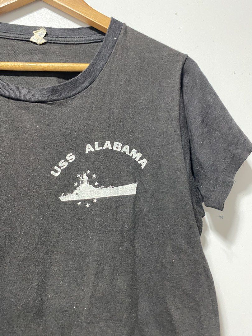 80s USS Alabama Military (Category: Tshirts & Polo Shirts ) located in Dumaguete. Submitted by hippiyippe (Listing ID 1469538633, Image 2). Description: Issue loose stitching Dimes 19 by 26.