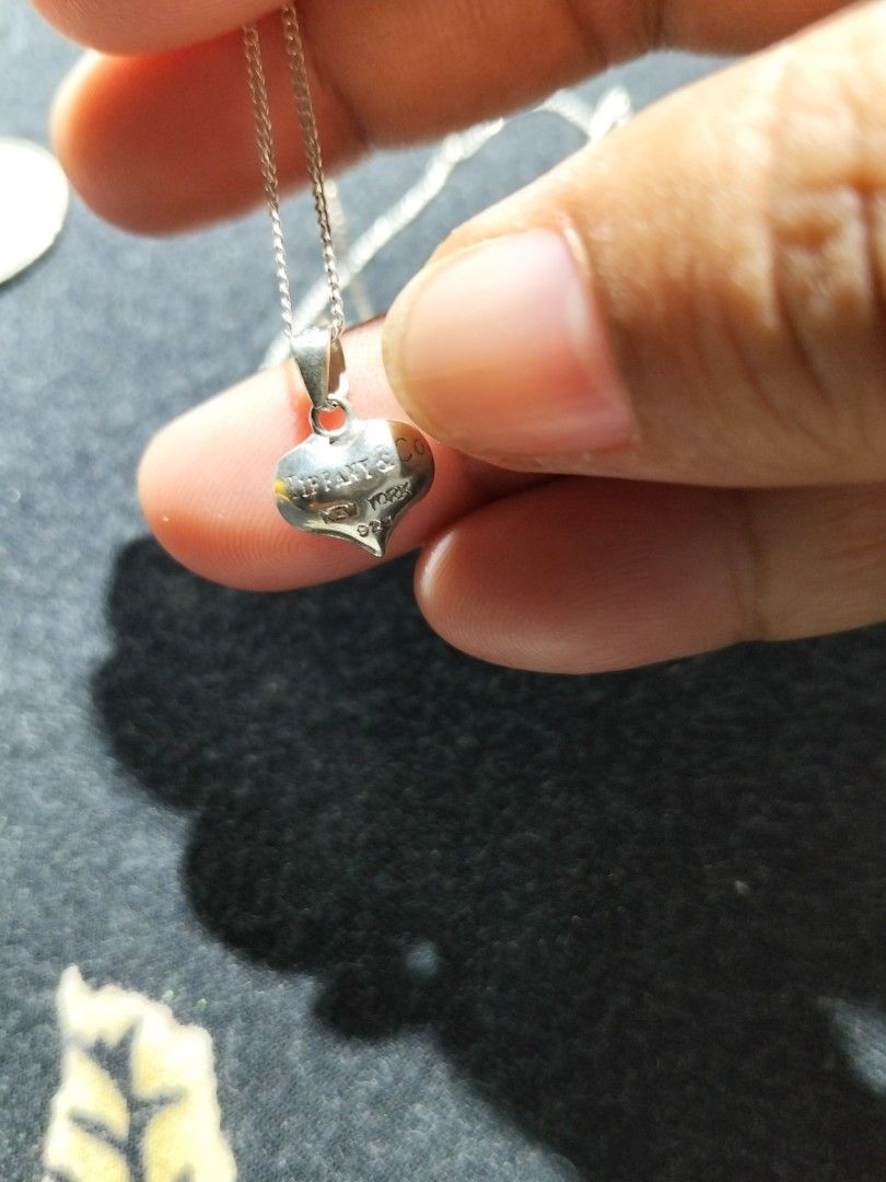 925 silver necklace (Category: Necklaces) located in Tarlac. Submitted by chrisjimenez (Listing ID 1469503238, Image 2). Description: may altered sa bandang clasp,.