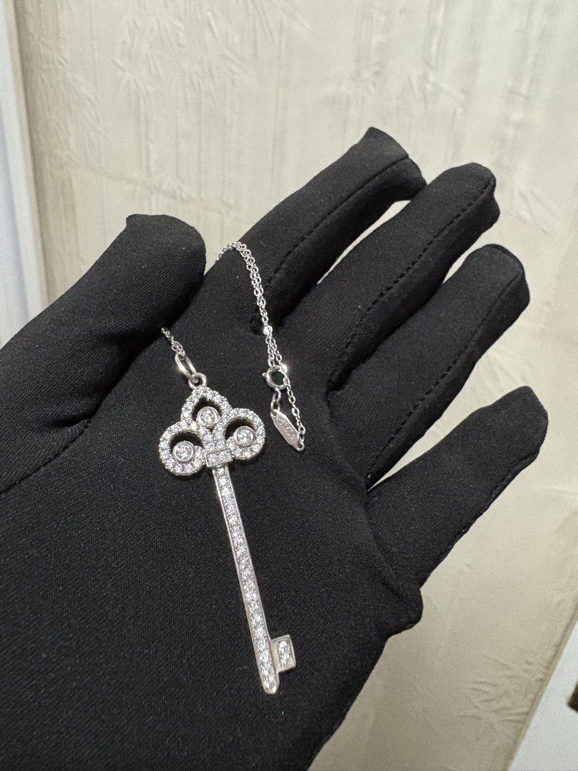 925 Sterling Silver Key Necklace (Category: Necklaces) located in Quezon City. Submitted by meggys_treasures (Listing ID 1469521716, Image 1). Description: Want a long lasting jewelry but have no budget for Gold? Silver is for you! :) Silver prices are going up, invest now! - Size 18 - TF inspired (w/ brand markings, pls chat for more pics) - Original Solid Sterling Silver with 925 marking - Perfect for everyday use (it even gets shinier when wor