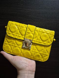 （分類：）位於 。 由 x_lazyhker999_x 提交（商品編號 1469435987，圖片 1）。簡介： 。