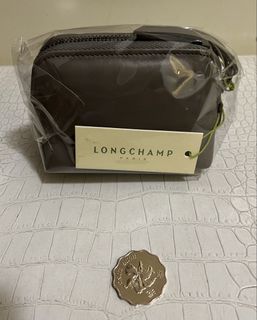（分類：）位於 。 由 newbuyer2022 提交（商品編號 1469489952，圖片 1）。簡介： 。