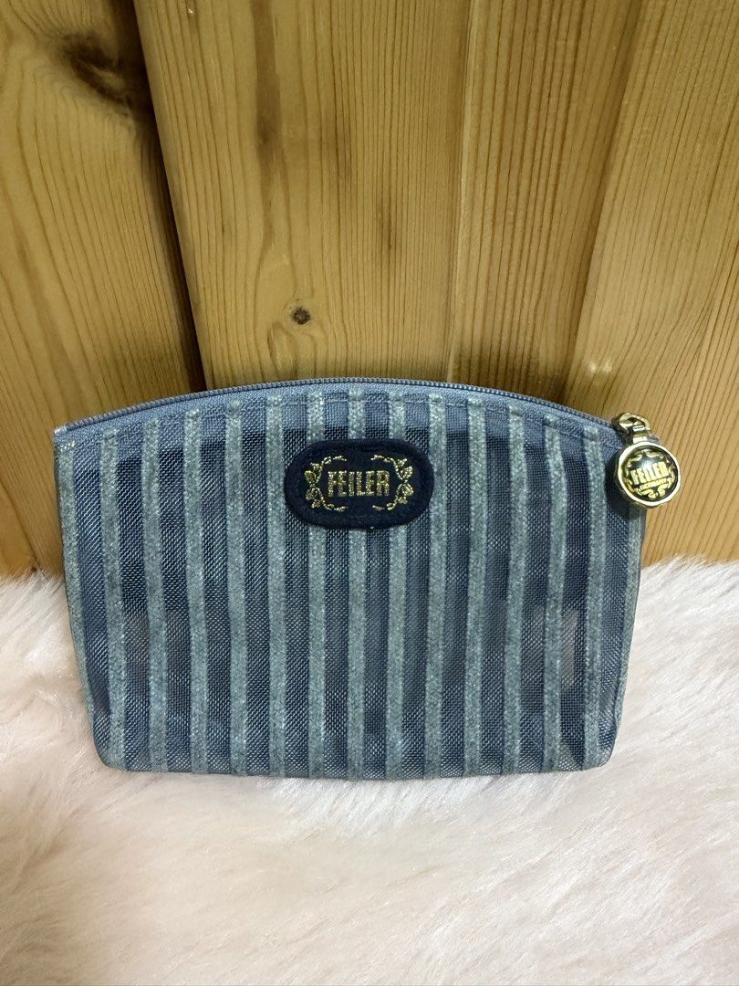 ✨ Vintage FEILER Germany Chenille Floral Pouch ✨ (Category: Purses & Pouches) located in Taguig. Submitted by narsdenise (Listing ID 1469420128, Image 2). Description: • Details: Gold-tone zipper closure, fully lined interior, signature soft-texture chenille finish. • Condition: Excellent vintage condition. Perfectly clean inside and out. • Perfect for: Storing makeup, travel essentials, or using as a statement mini-clutch..