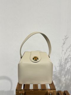 （分類：）位於 。 由 ilove2024 提交（商品編號 1469518531，圖片 1）。簡介： 。